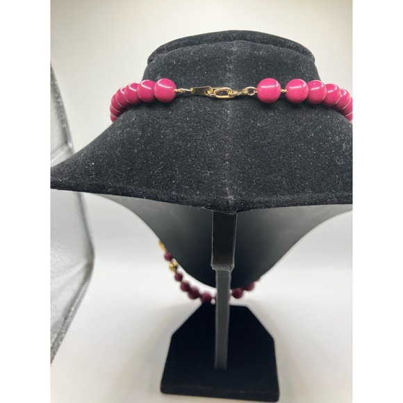 Red and Gold Beaded 25.25 Inch Necklaces! - Picture 5 of 7